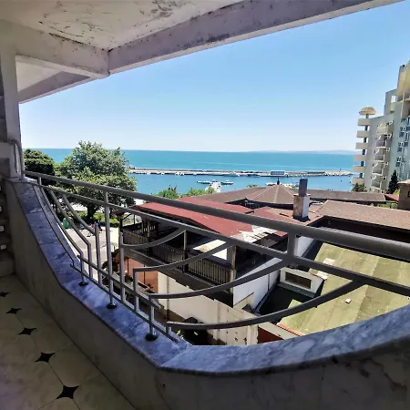 Apartment Lazur Seaview